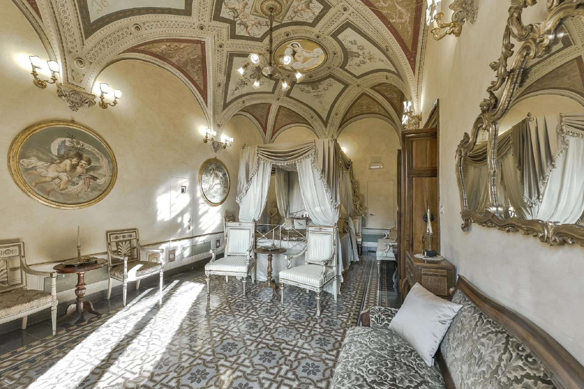Residenze D'epoca Palazzo Coli Bizzarrini *